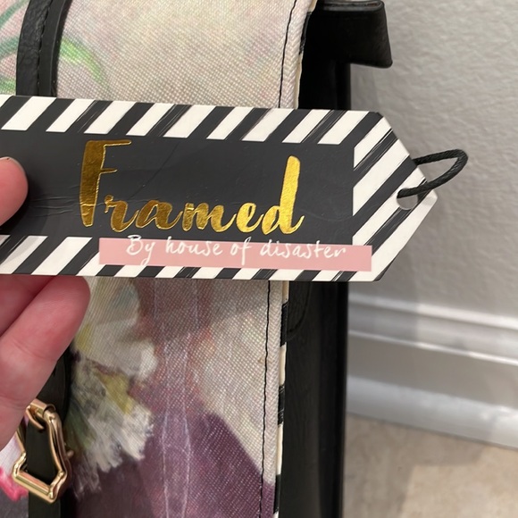 •HOUSE OF DISASTER• NWT // original embroidered and hand painted crossbody purse - Picture 4 of 15